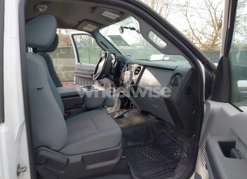 Photo 6 of 2012 Ford F-350 CHASSIS XL (VIN 1FDRF3H69CEA03661)