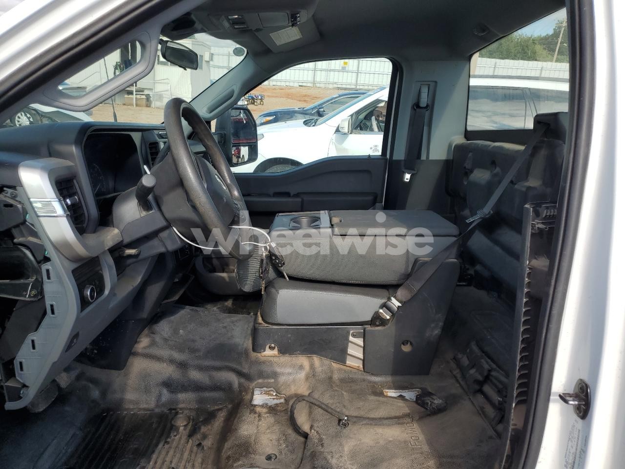 Photo 7 of 2023 FORD F350 SUPER DUTY (VIN 1FDRF3HN7PDA17884)