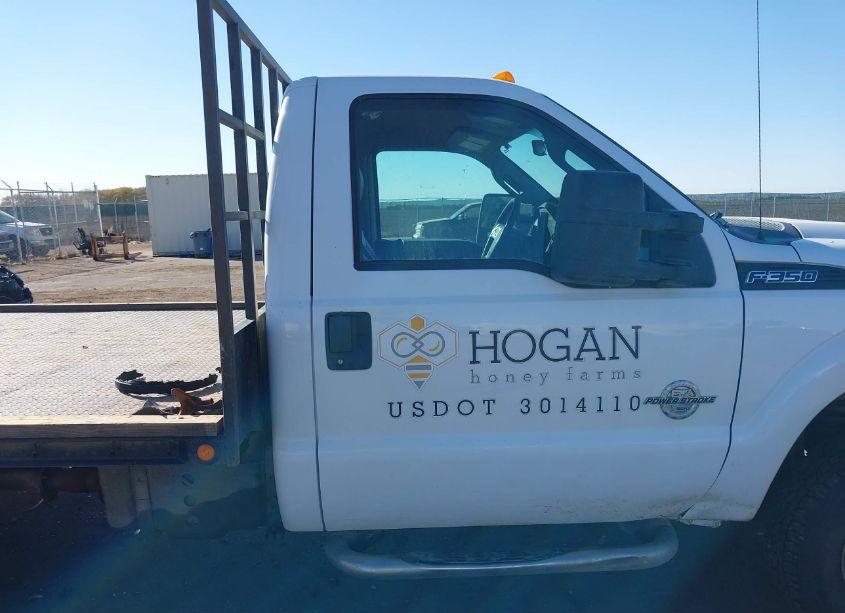 Photo 13 of 2011 Ford F-350 CHASSIS XL (VIN 1FDRF3HT3BEA03563)