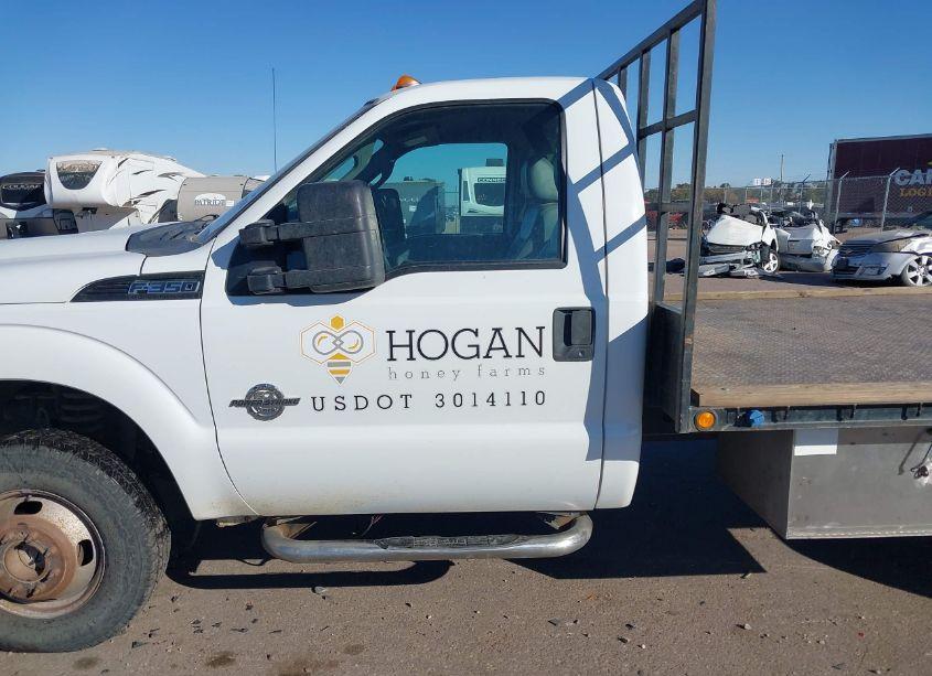 Photo 14 of 2011 Ford F-350 CHASSIS XL (VIN 1FDRF3HT3BEA03563)