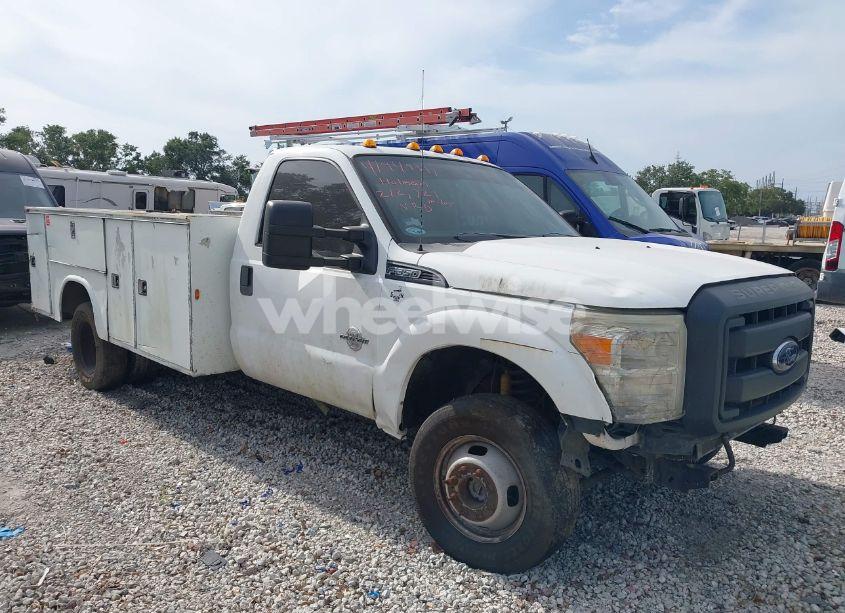 2014 Ford F-350 CHASSIS XL (VIN 1FDRF3HT3EEB32391) main photo