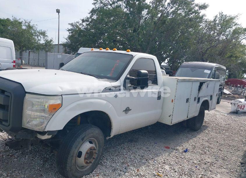 Photo 13 of 2014 Ford F-350 CHASSIS XL (VIN 1FDRF3HT3EEB32391)