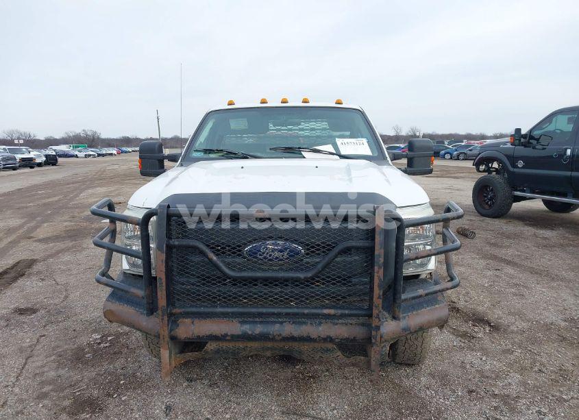 Photo 13 of 2012 Ford F-350 CHASSIS XL (VIN 1FDRF3HTXCEC45445)