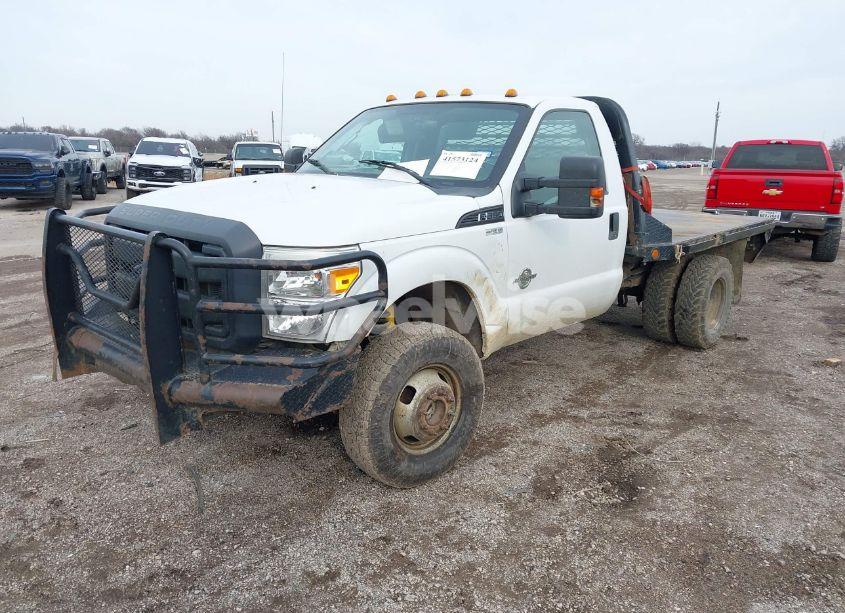 Photo 2 of 2012 Ford F-350 CHASSIS XL (VIN 1FDRF3HTXCEC45445)