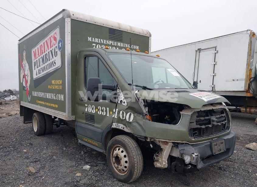 2019 Ford Transit-350 CUTAWAY (VIN 1FDRS8PM5KKA49948) main photo
