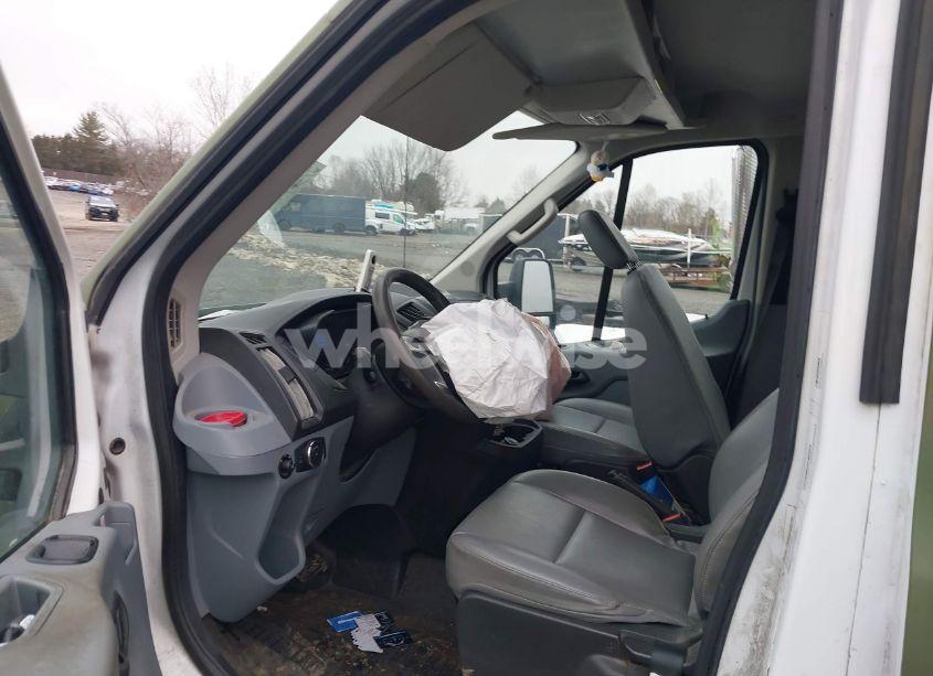 Photo 7 of 2019 Ford Transit-350 CUTAWAY (VIN 1FDRS8PM5KKA49948)