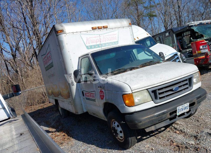 2007 Ford E-350 CUTAWAY (VIN 1FDSE35L27DA09571) main photo