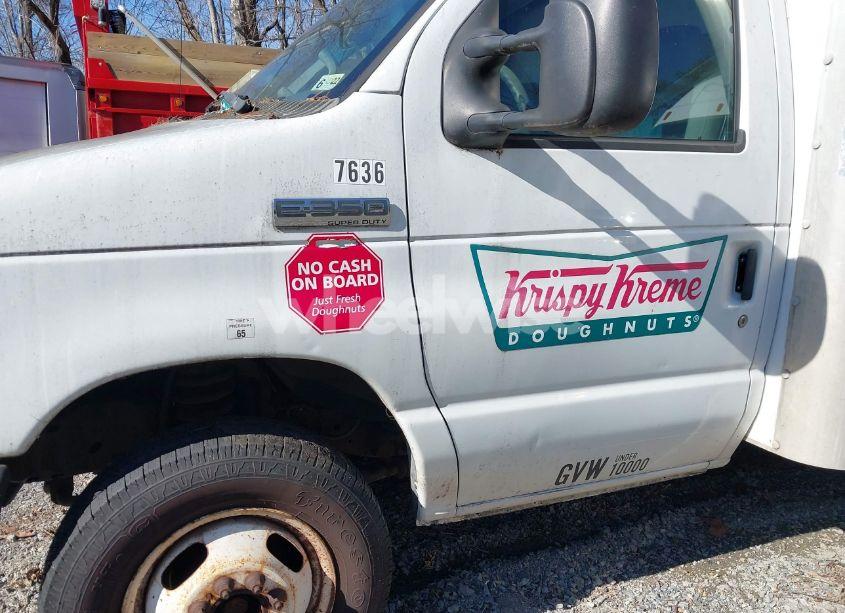 Photo 17 of 2007 Ford E-350 CUTAWAY (VIN 1FDSE35L27DA09571)