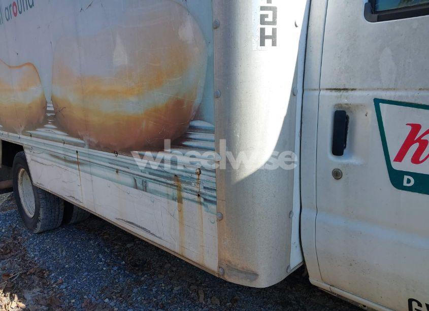 Photo 19 of 2007 Ford E-350 CUTAWAY (VIN 1FDSE35L27DA09571)