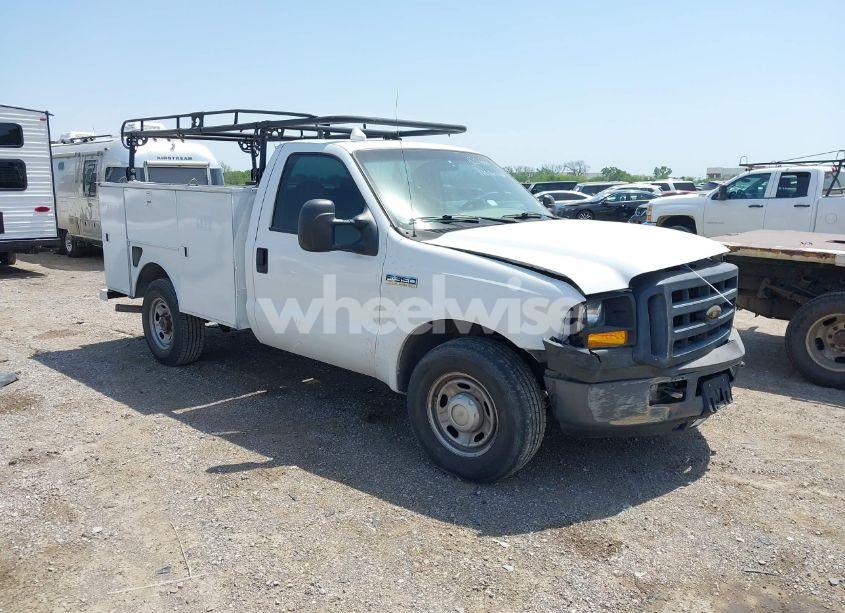 2006 Ford F-350 XL/XLT (VIN 1FDSF30566EB51324) main photo