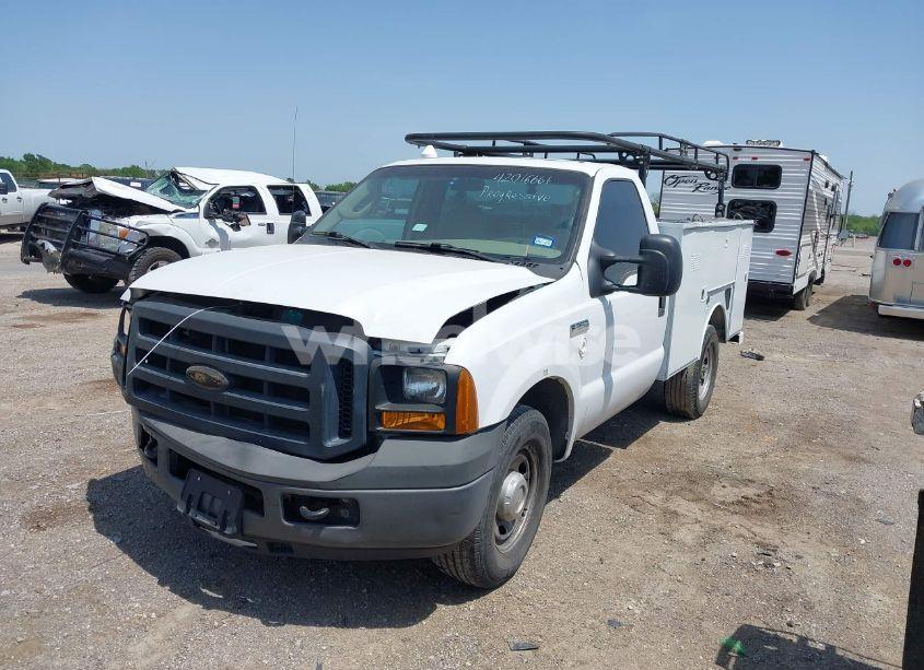 Photo 2 of 2006 Ford F-350 XL/XLT (VIN 1FDSF30566EB51324)