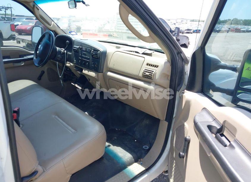 Photo 5 of 2006 Ford F-350 XL/XLT (VIN 1FDSF30566EB51324)