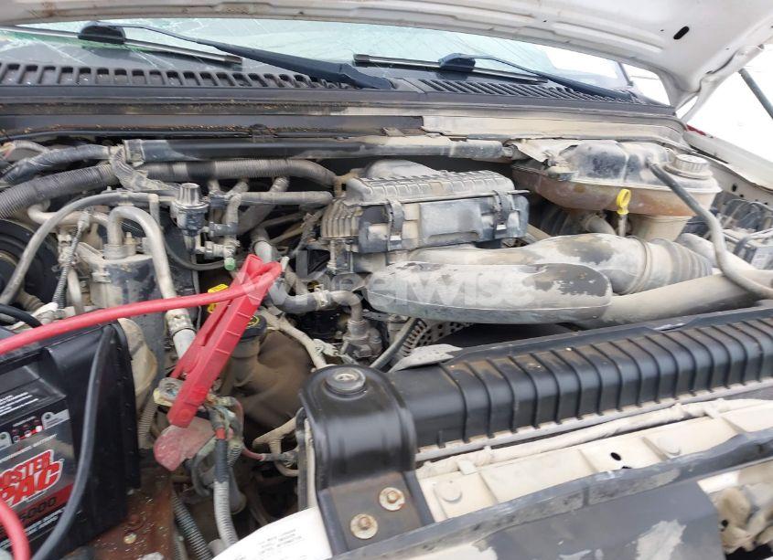 Photo 10 of 2006 Ford F-350 CHASSIS XL/XLT (VIN 1FDSF34506EA60799)