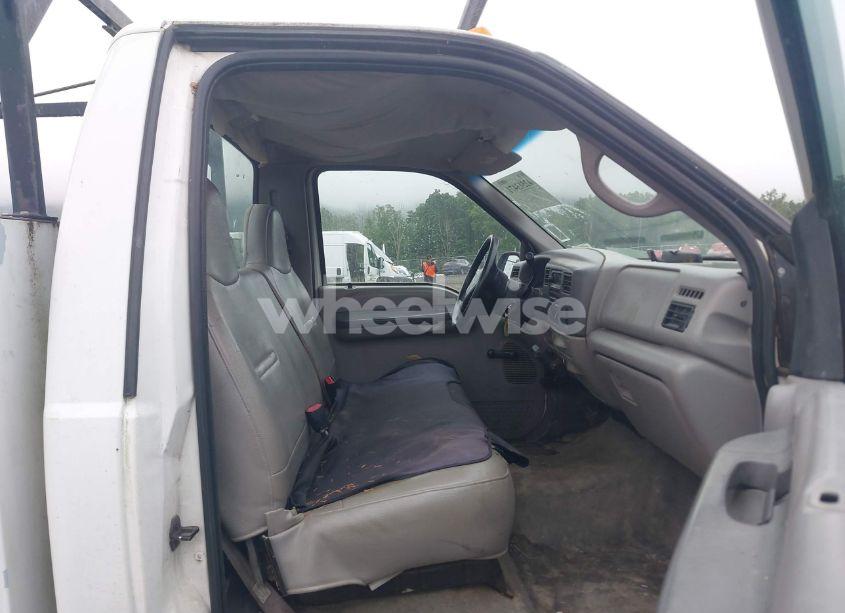 Photo 5 of 1999 Ford F-350 LARIAT/XL/XLT (VIN 1FDSF34L4XEC47642)