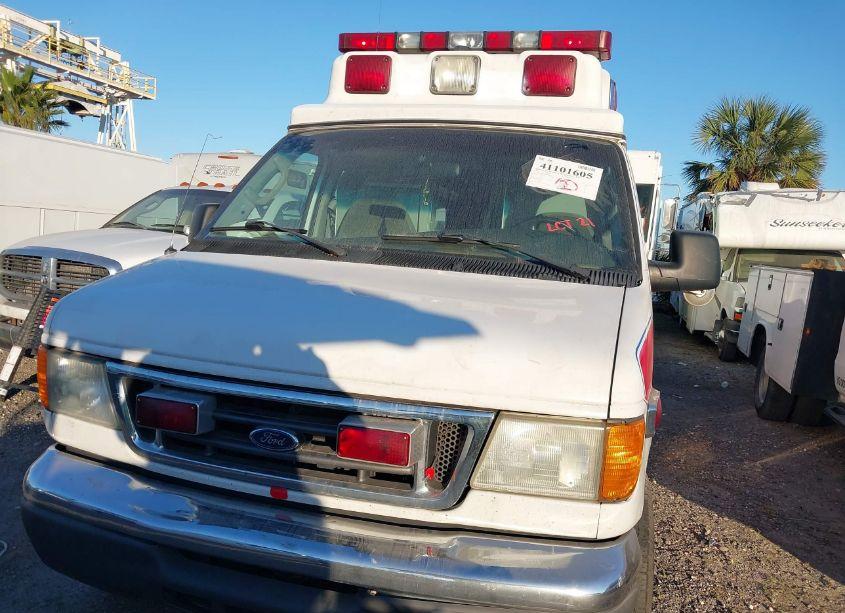 Photo 6 of 2003 Ford E-350 SUPER DUTY RECREATIONAL (VIN 1FDSS34F03HB36858)