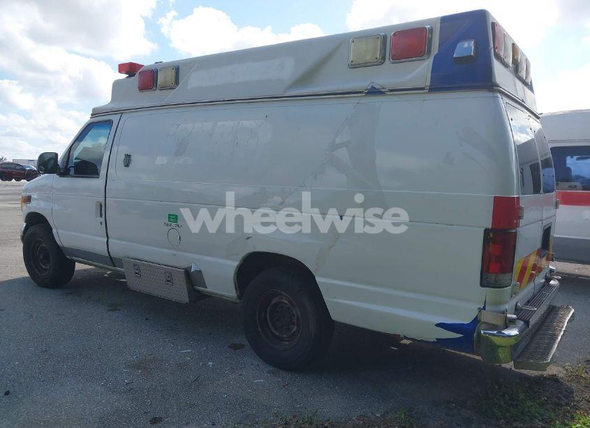 Photo 3 of 2002 Ford E-350 SUPER DUTY COMMERCIAL/RECREATIONAL (VIN 1FDSS34F42HB01559)