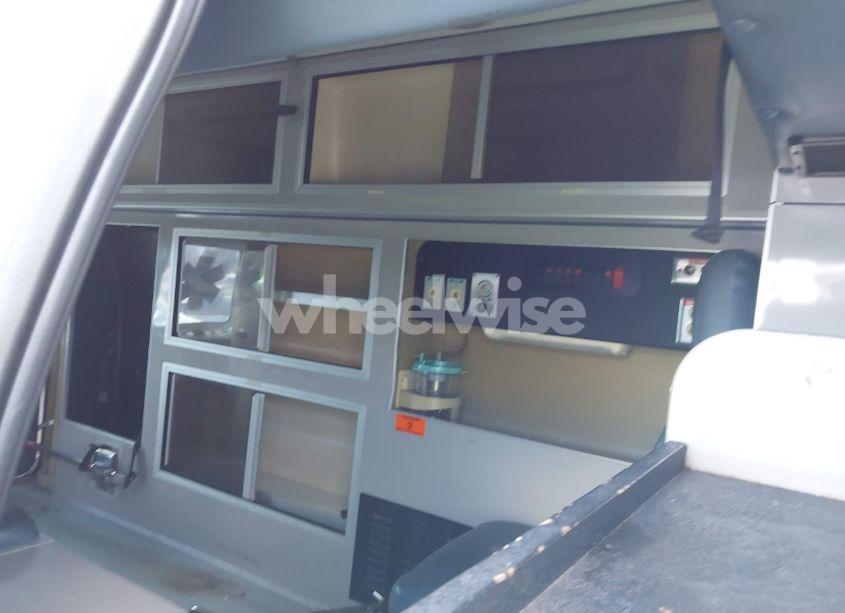 Photo 8 of 2007 Ford E-350 SUPER DUTY COMMERCIAL/RECREATIONAL (VIN 1FDSS34P37DA91565)