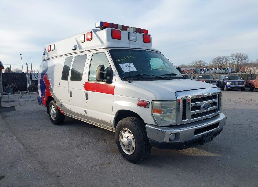 2010 Ford E-350 SUPER DUTY COMMERCIAL (VIN 1FDSS3ES5ADA75667) main photo