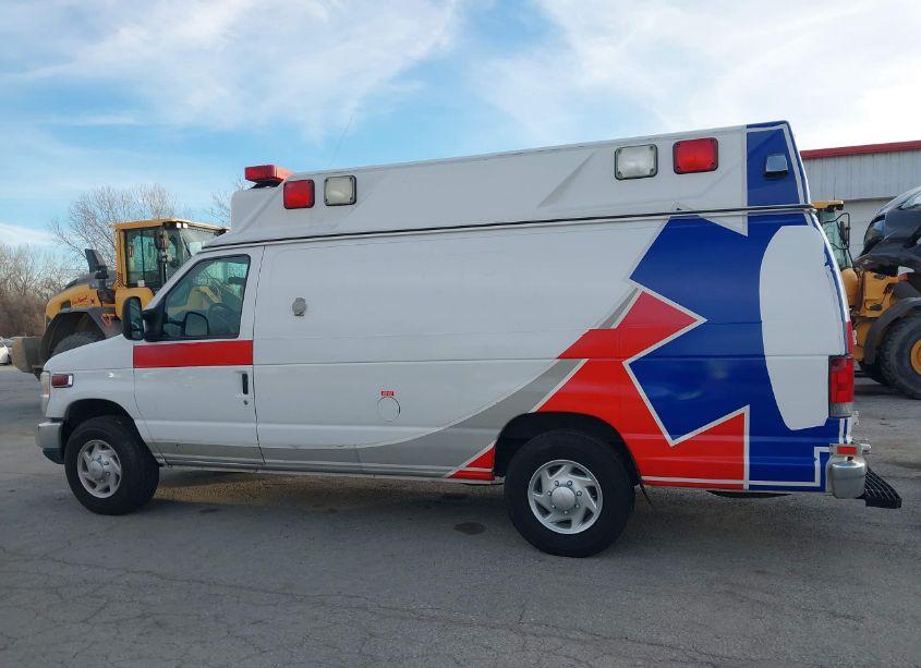 Photo 14 of 2010 Ford E-350 SUPER DUTY COMMERCIAL (VIN 1FDSS3ES5ADA75667)