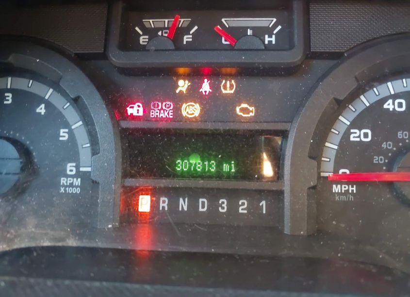 Photo 15 of 2010 Ford E-350 SUPER DUTY COMMERCIAL (VIN 1FDSS3ES5ADA75667)