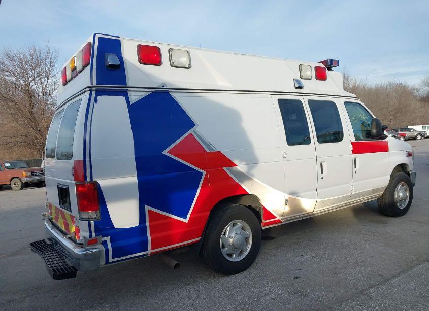 Photo 4 of 2010 Ford E-350 SUPER DUTY COMMERCIAL (VIN 1FDSS3ES5ADA75667)