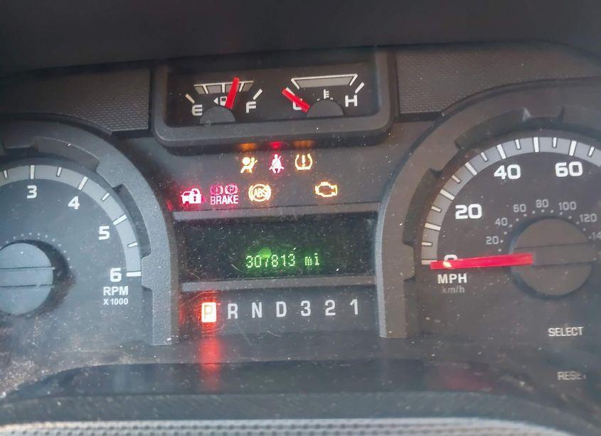 Photo 7 of 2010 Ford E-350 SUPER DUTY COMMERCIAL (VIN 1FDSS3ES5ADA75667)