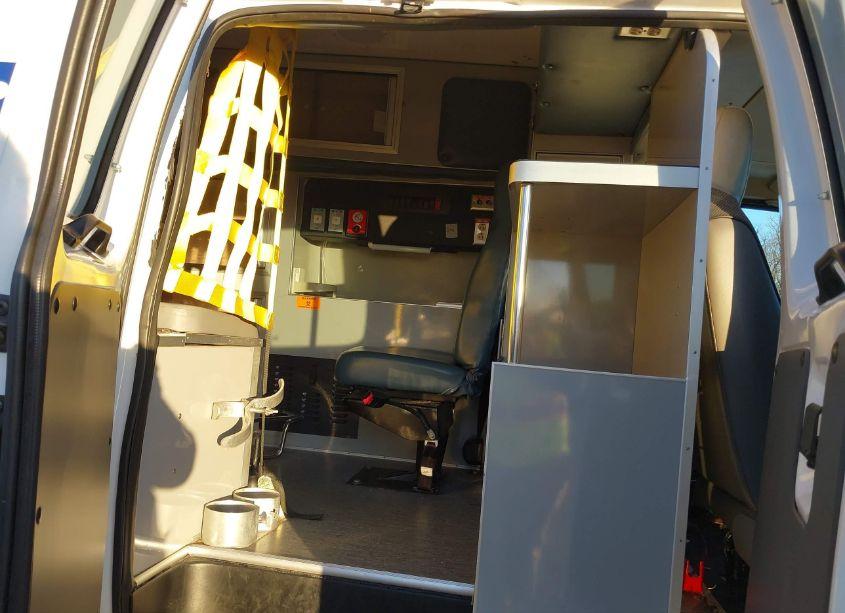 Photo 8 of 2010 Ford E-350 SUPER DUTY COMMERCIAL (VIN 1FDSS3ES5ADA75667)