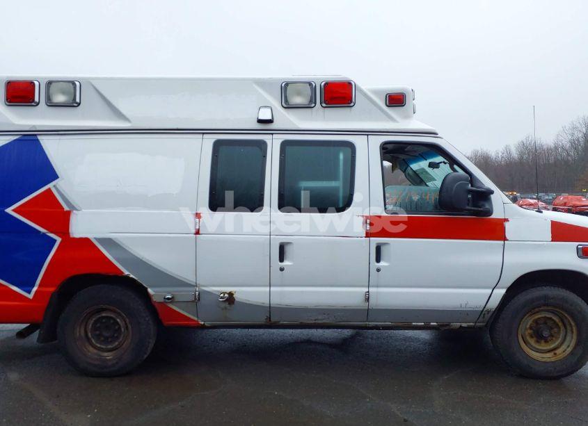 Photo 13 of 2011 Ford E-350 SUPER DUTY COMMERCIAL (VIN 1FDSS3ES6BDB29513)