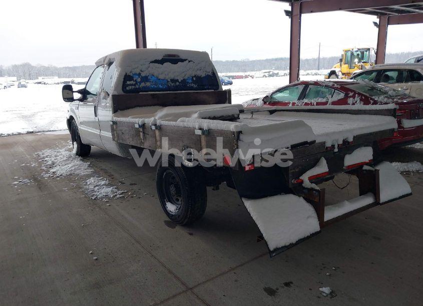 Photo 3 of 2000 Ford F-350 LARIAT/XL/XLT (VIN 1FDSX34S6YEB45278)