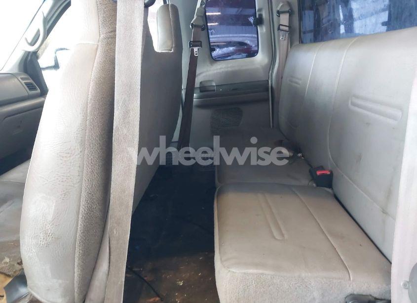 Photo 8 of 2000 Ford F-350 LARIAT/XL/XLT (VIN 1FDSX34S6YEB45278)