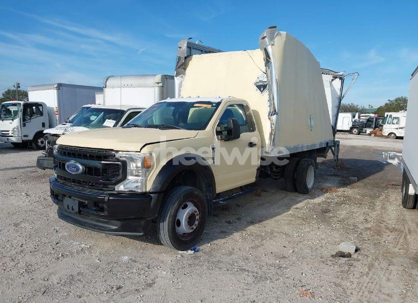 Photo 2 of 2020 Ford F-450 CHASSIS XL (VIN 1FDUF4GN2LED62424)