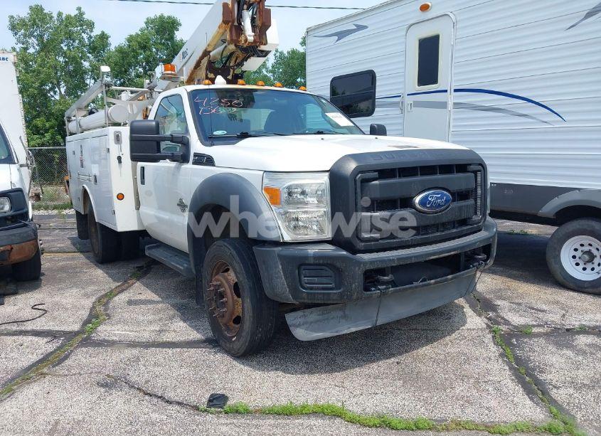 2011 Ford F-450 CHASSIS XL (VIN 1FDUF4GT1BEC47617) main photo