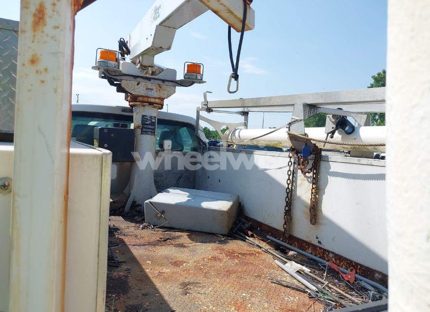 Photo 6 of 2011 Ford F-450 CHASSIS XL (VIN 1FDUF4GT1BEC47617)