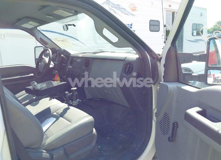 Photo 7 of 2011 Ford F-450 CHASSIS XL (VIN 1FDUF4GT1BEC47617)