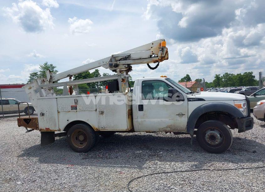 Photo 13 of 2011 Ford F-450 CHASSIS XL (VIN 1FDUF4GT3BEA16301)