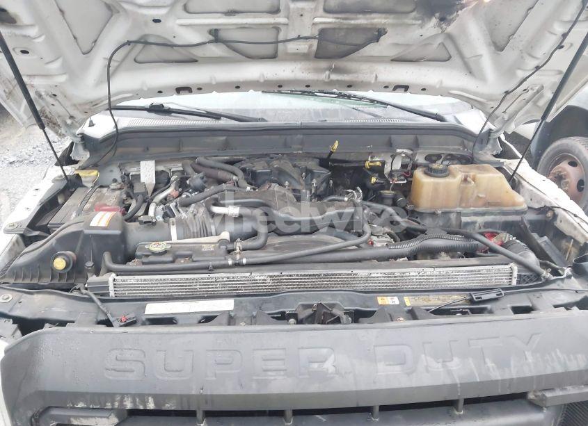 Photo 9 of 2011 Ford F-450 CHASSIS XL (VIN 1FDUF4GT3BEA16301)