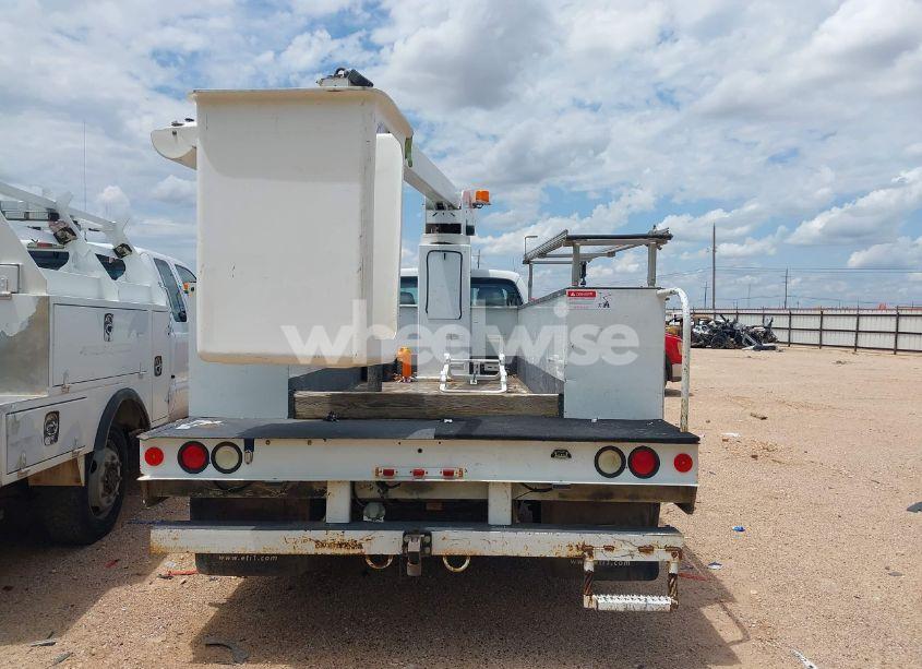 Photo 15 of 2011 Ford F-450 CHASSIS XL (VIN 1FDUF4GT6BEA47462)