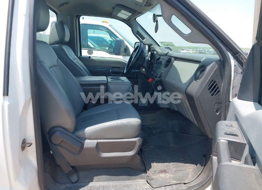 Photo 7 of 2011 Ford F-450 CHASSIS XL (VIN 1FDUF4GT6BEA47462)