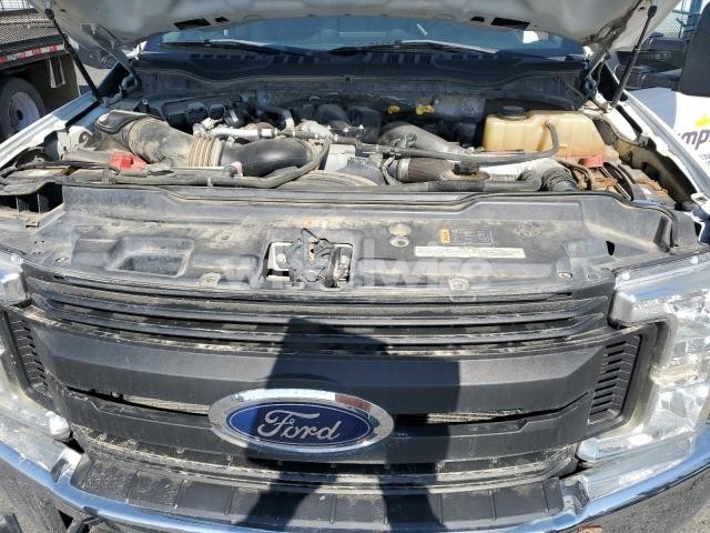 Photo 5 of 2018 FORD F550 SUPER DUTY (VIN 1FDUF5GT3JDA01016)