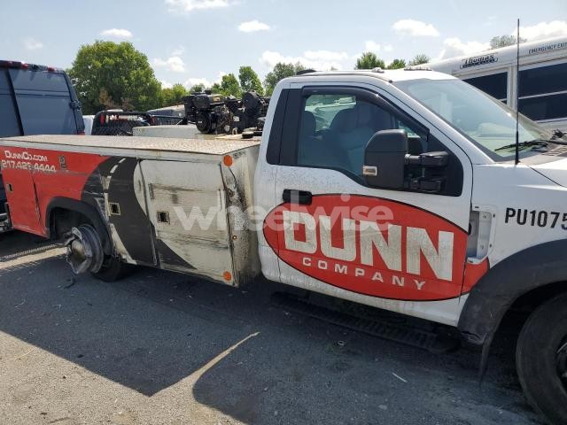 2022 FORD F550 SUPER DUTY (VIN 1FDUF5GT5NDA25856) main photo