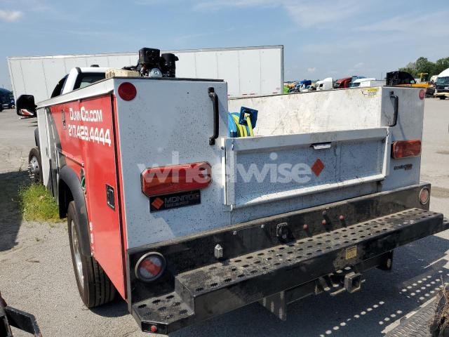 Photo 2 of 2022 FORD F550 SUPER DUTY (VIN 1FDUF5GT5NDA25856)