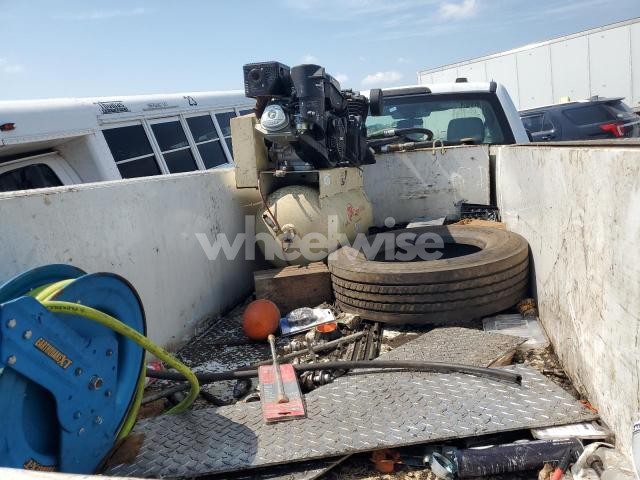 Photo 6 of 2022 FORD F550 SUPER DUTY (VIN 1FDUF5GT5NDA25856)