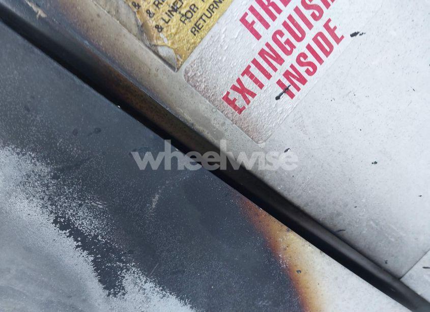 Photo 9 of 2018 Ford F-550 CHASSIS XL (VIN 1FDUF5GT6JDA03522)