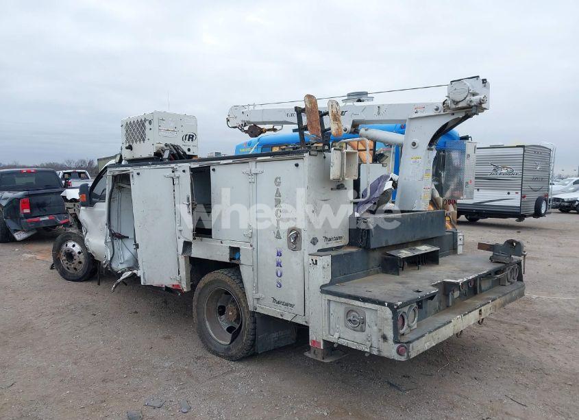 Photo 3 of 2011 Ford F-550 CHASSIS XL (VIN 1FDUF5GT9BEB90301)