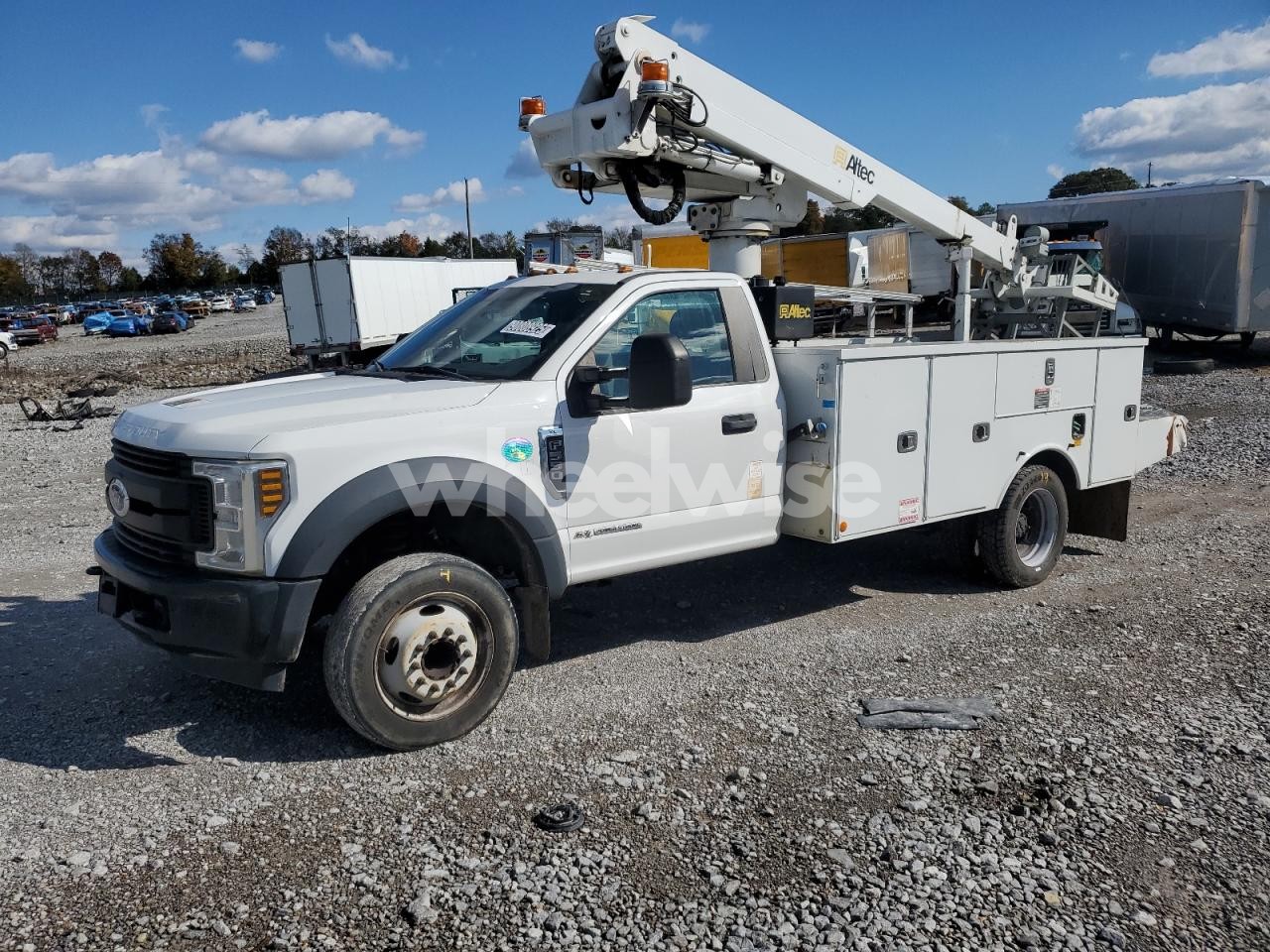 2019 FORD F550 BUCKET TRUCK (VIN 1FDUF5GT9KED97075) main photo