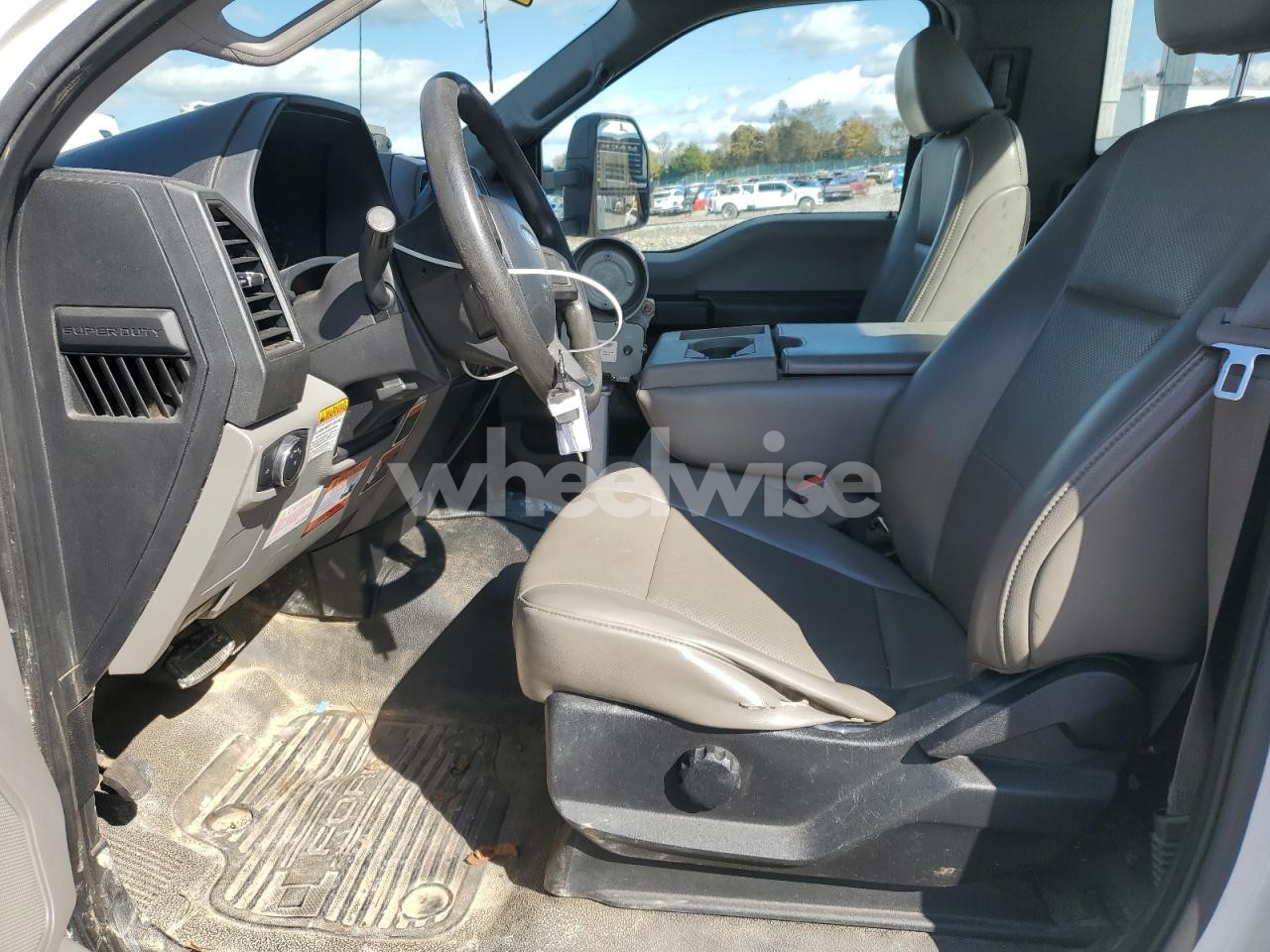 Photo 7 of 2019 FORD F550 BUCKET TRUCK (VIN 1FDUF5GT9KED97075)