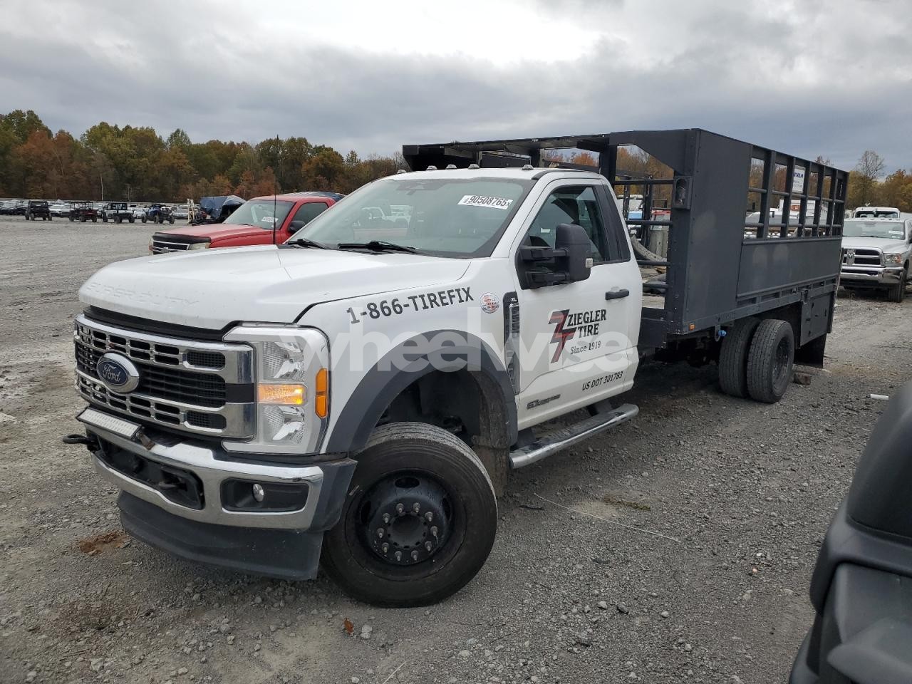 2023 FORD F550 SUPER DUTY (VIN 1FDUF5GT9PDA15866) main photo