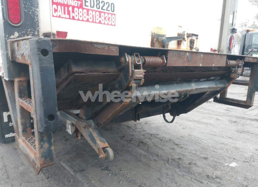 Photo 12 of 2011 Ford F-550 CHASSIS XL (VIN 1FDUF5GTXBEC23886)