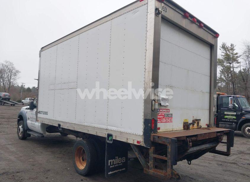 Photo 3 of 2011 Ford F-550 CHASSIS XL (VIN 1FDUF5GTXBEC23886)