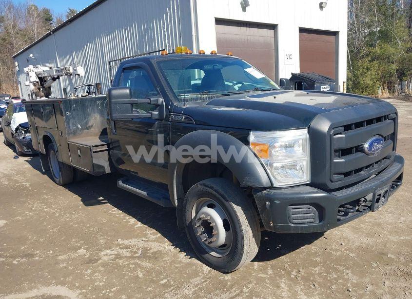 2015 Ford F-550 CHASSIS XL (VIN 1FDUF5GY0FEC03552) main photo